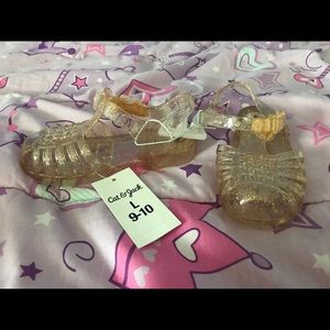 Little girl gold jellies